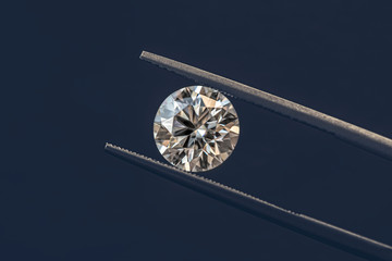 Diamond in Tweezers