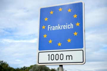 Panneau de signalisation Frankreich à la frontière franco allemande