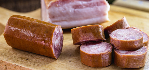 Pepperoni sausage is a type of sausage seasoned with pepperoni pepper. It was created in Brazil, São Paulo, in Bixiga. Culinary ingredient rasil dob used in pizzas, stews and roasts.