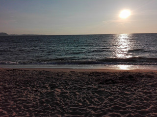 Obraz premium sunset at the beach somewhere.