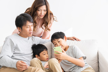 ファミリー　スマホ