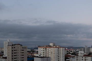 Fototapeta na wymiar storm clouds over city