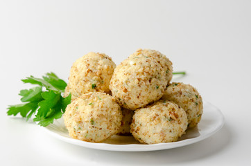 cheese balls with three types of cheese without baking. keto diet recipe