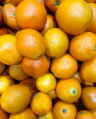 photo mandarin, tangerine on the counter supermarket