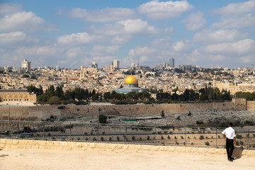 Fototapeta premium View of the Old City Jerusalem from Mount of Olives, Israel.