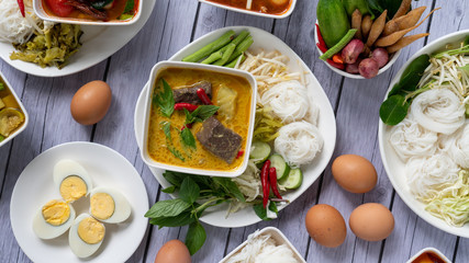 Thai Chinese Food. Khnom Jeen 