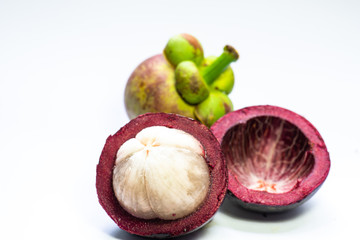 Mangosteen is a fruit of Thailand that is tasty and very nutritious and antioxidant.