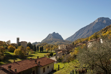 Fototapeta na wymiar Blick über das Dorf Sasso, Ortsteil von Gargnano, Gardasee, Lago del Garda, Provinz Brescia, Region Lombardei, Italien
