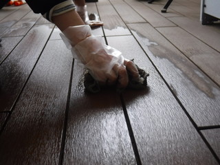 Cleaning the balcony　～バルコニーの掃除