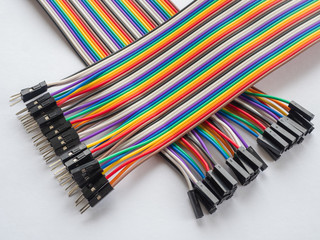 Multicolored soldless thin male and female wires with connectors for electronic robotic modules and devices