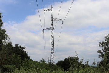 Pylône électrique métallique haute tension  - Village de Grenay - Département Isère - France
