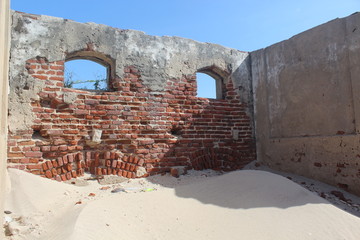 fort reamins