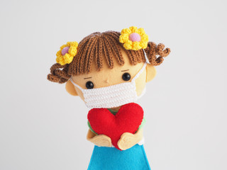 子供のフエルトドール