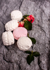 zephyr cake with rose petals