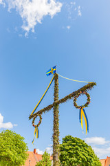 Mittsommerbaum in Schweden