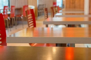 Fototapeta na wymiar Free tables in an empty cafe