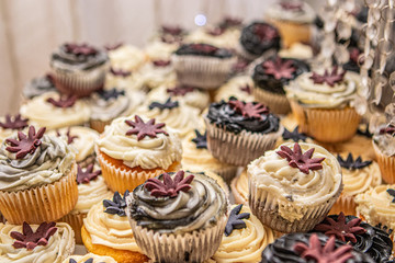 cupcakes with cream