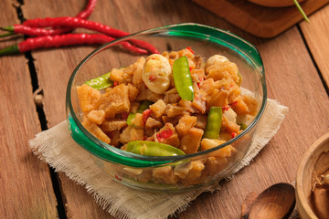 Special dishes from Indonesia during Eid called sambal goreng kentang