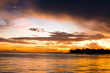 INCREDIBILE TRAMONTO A MALLORY SQUARE, KEY WEST