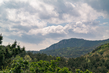 Obraz premium dramatic cloud and high famous mountain natural scenery