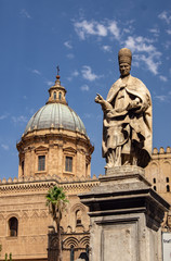 Fototapeta na wymiar Catedral de Palermo