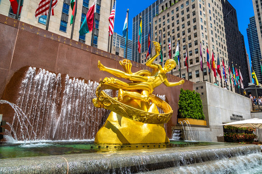 Prometheus Statue At Rockefeller Center