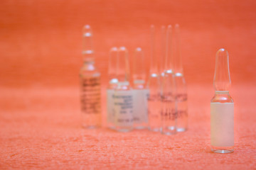 Ampoules vaccine flu - search vaccine, treatment of influenza, coronavirus, covid19