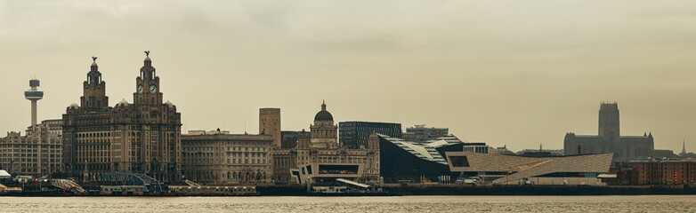 Fototapeta na wymiar Liverpool skyline