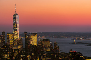 Fototapeta premium One World Trade Center at sunset with no clouds, viewed from the Rockefeller (Top of the Rock). 