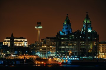 Fototapeta na wymiar Liverpool Royal Liver Building at night