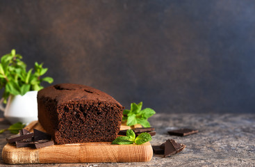 Brownie is a classic American dessert. Chocolate cake.