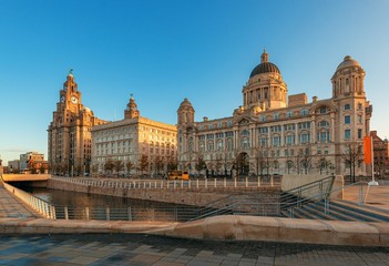Fototapeta na wymiar Liverpool city center cityscape