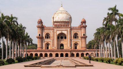 the front of safdarjung's tomb in delhi