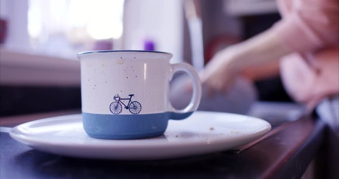 Washing up - Bicycle Mug