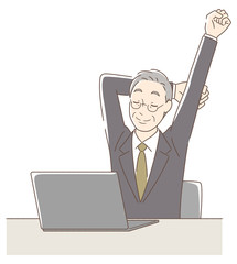 パソコンの前でストレッチをする男性