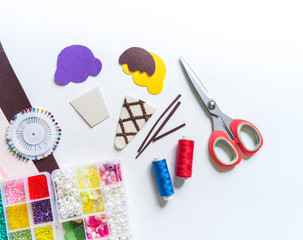 Toy made of felt. Ice cream and cake for games with a child.