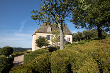  Topiary in the gardens of the Jardins de Marqueyssac in the Dordogne region of France