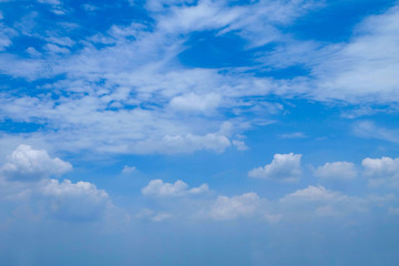 Obraz premium White cloud and Beautiful with blue ky backgrround.