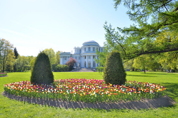 Obraz premium Elagin palace in St.Petersburg.