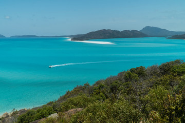 Obraz premium Whitehaven beach aerial view, Whitsundays. Turquoise ocean, white sand. Dramatic DRONE view from above. Travel, holiday, vacation, paradise. Shot in Hill Inlet, Queenstown, Australia.
