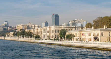 Obraz premium Istanbul, Turkey - built in 1843, and main administrative center of the Ottoman Empire, the Dolmabahçe Palace is a major tourist attraction. Here in particular its facade
