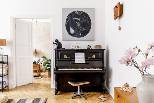 1 piano rooms