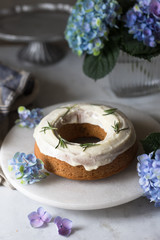 エンゼル型のケーキ