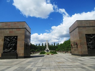 Sowjetisches Ehrenmal in Berlin - Schönholz