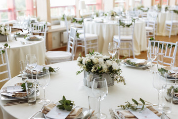 wedding table setting and decoration