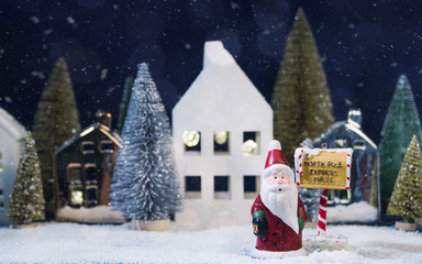 Naklejka premium Merry Christmas and Happy New Year, Holidays greeting card, blurred bokeh background