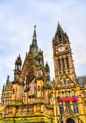 Fototapeta na wymiar Albert Memorial and Manchester Town Hall in England