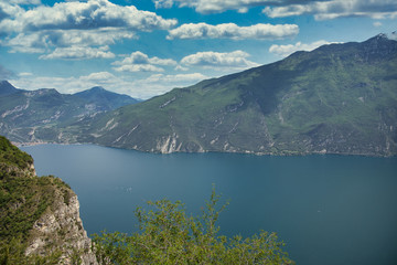 Fototapeta na wymiar Lago di Garda, punta e bocca larici, panorama, trentino, Pregasina