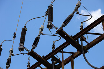 High voltage power lines