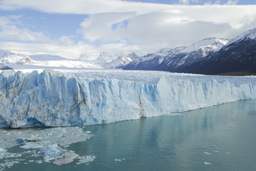 Fototapeta na wymiar Patagonia Argentina Parque Nacional Los Glaciaes